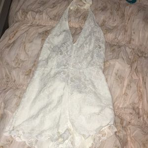 NWOT CREAM LACE ROMPER